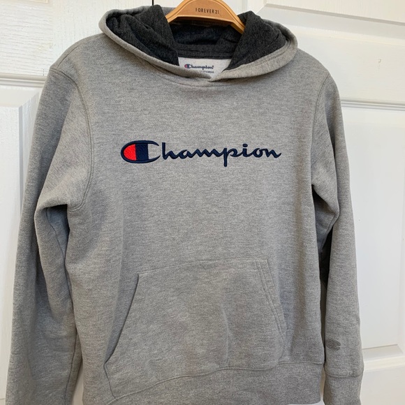 Champion, Hoodie and Shirt - Picture 2 of 9